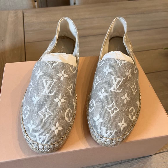 Louis Vuitton BRAND new!!!!! Starboard Espadrilles NEVER WORN!!! - Picture 6 of 10